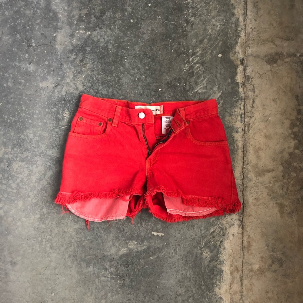Red Levi’s 550 Relaxed Fit Jean Shorts